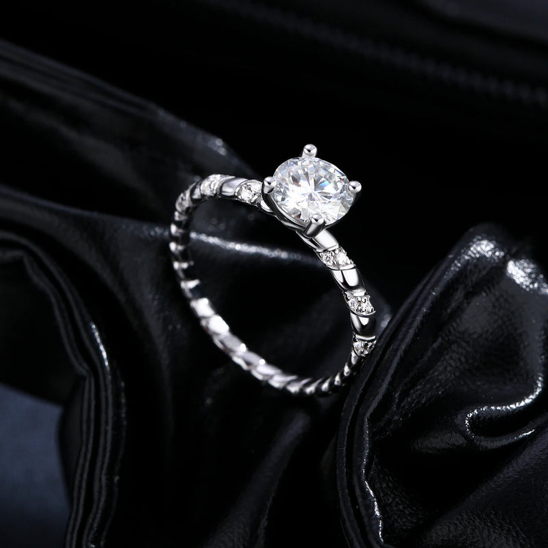 1CT Moissanite 925 Sterling Silver Sparkling Twist Wedding Band Ring
